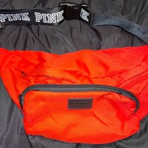 PINK VS FANNY PACK
